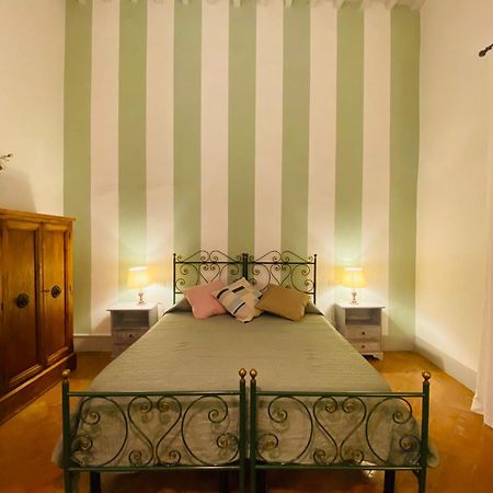 La Casa Di Giovanna Сан-Джиминьяно Экстерьер фото