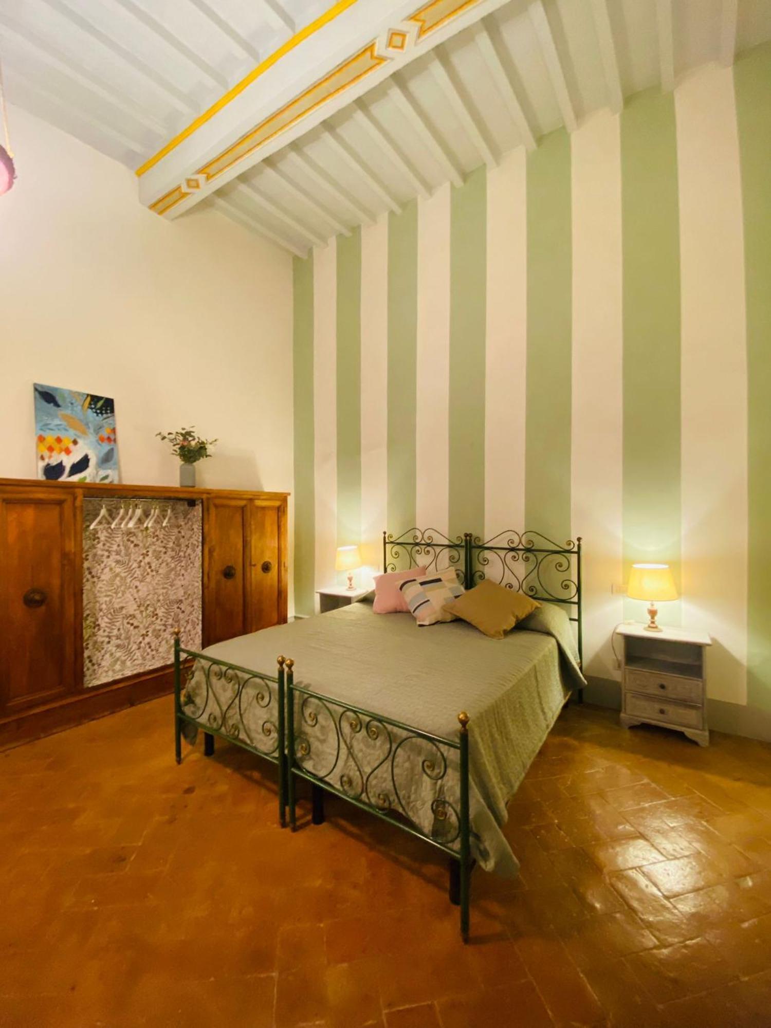 La Casa Di Giovanna Сан-Джиминьяно Экстерьер фото
