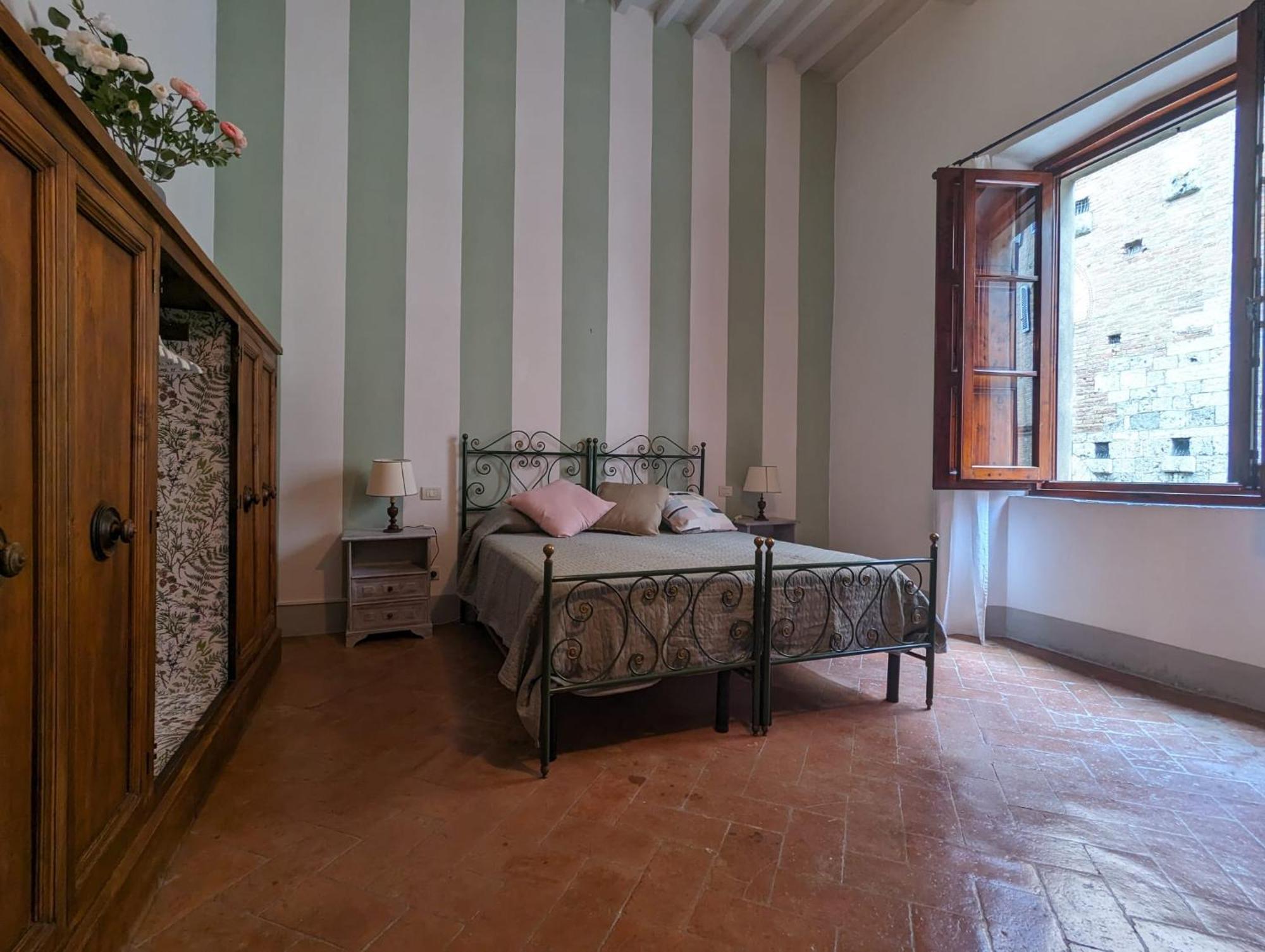 La Casa Di Giovanna Сан-Джиминьяно Экстерьер фото